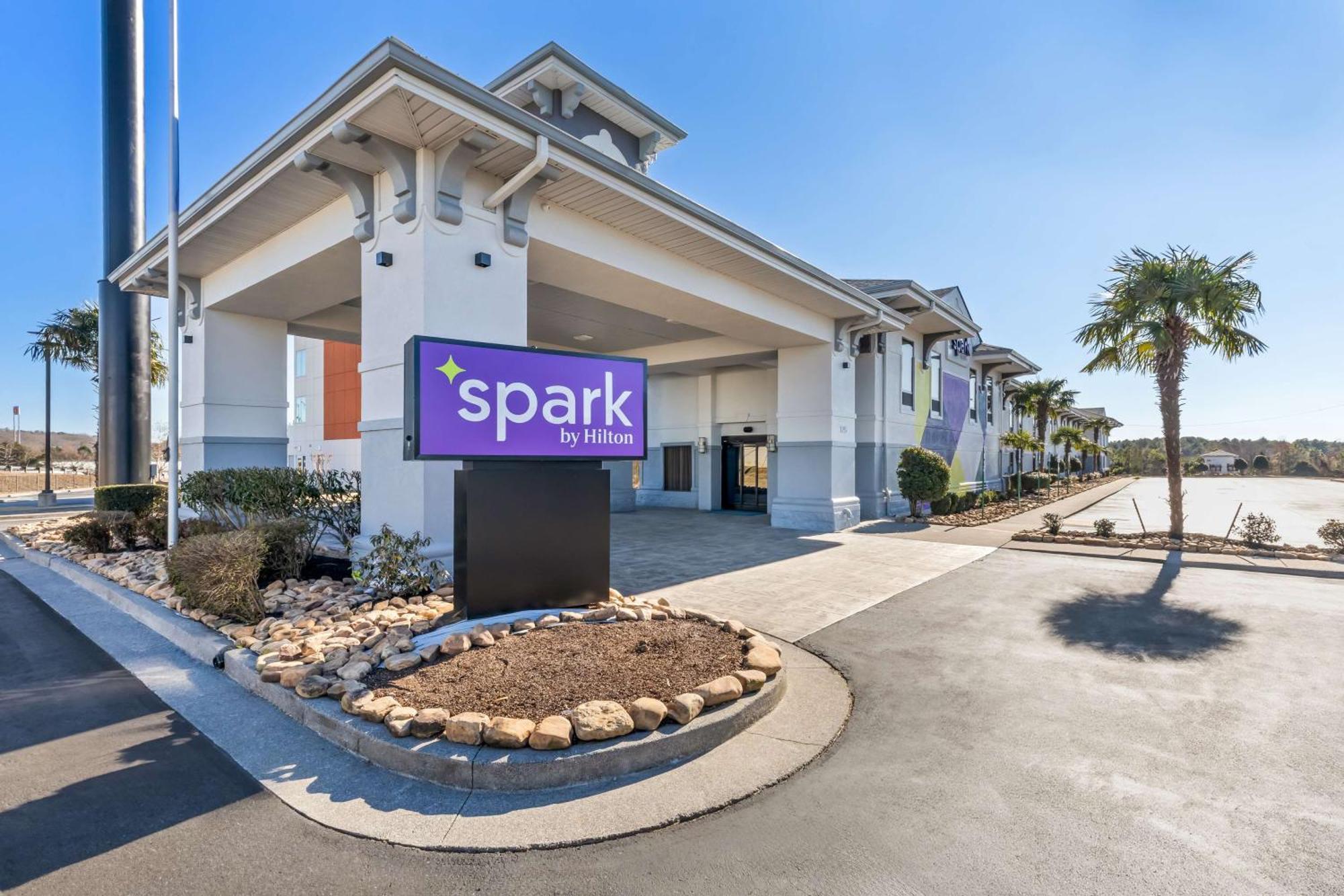 Spark By Hilton Calhoun Eksteriør billede